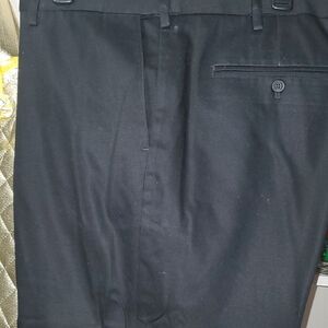 Mens 46 X 30 Dockers Classic Black Dress Pants
